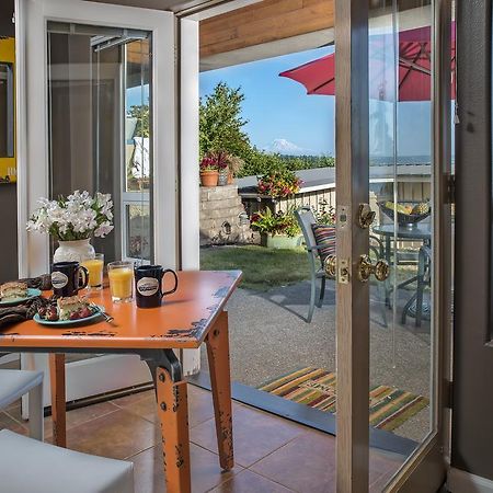 Three Tree Point Bed And Breakfast Burien Esterno foto