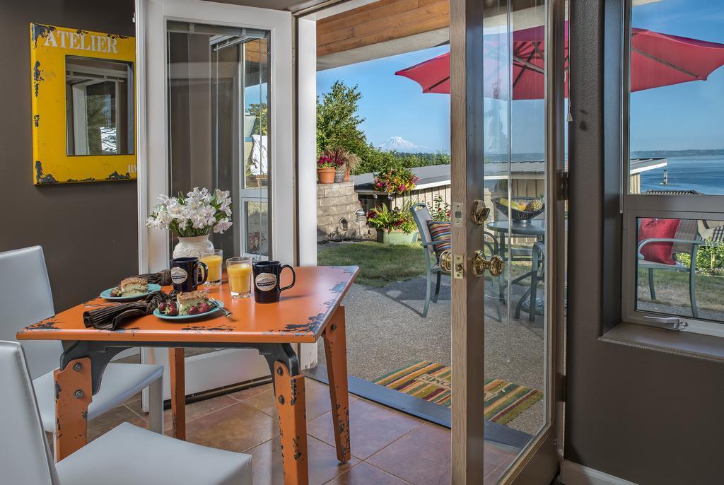 Three Tree Point Bed And Breakfast Burien Esterno foto
